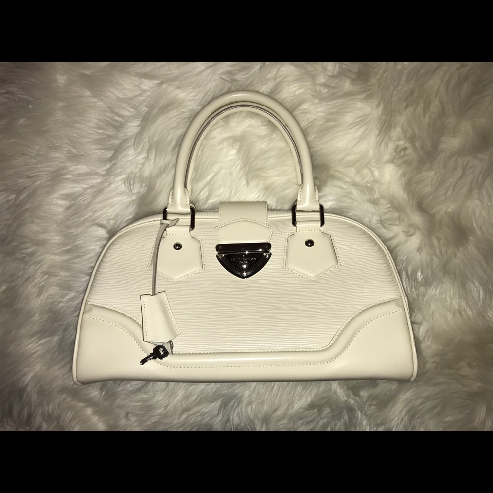 💥🔥SOLD💥💥Authentic Louis Vuitton Bowling Bag White